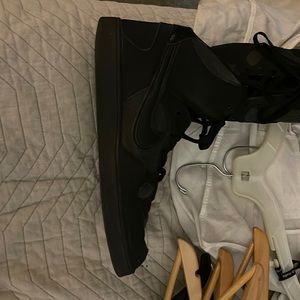 Black High top Nike